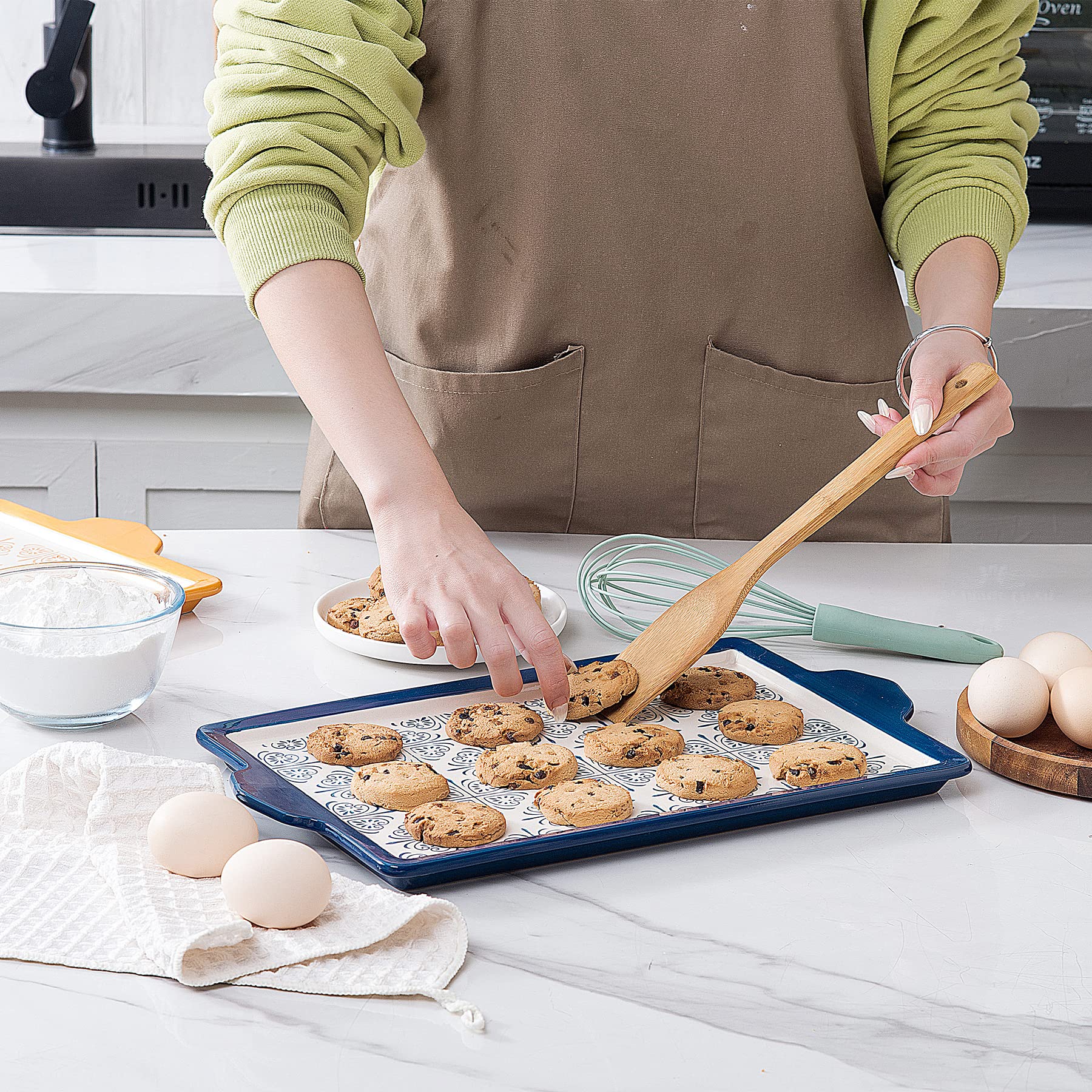 Baking & Cookie Sheets