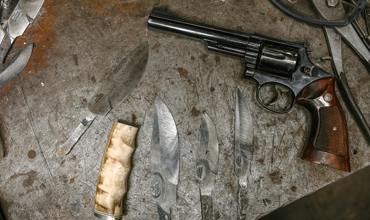 Knife Grip
