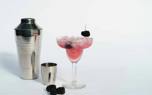 Patterned drinkware set