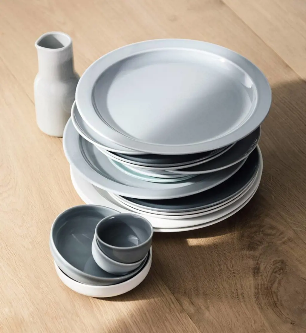 Dinnerware