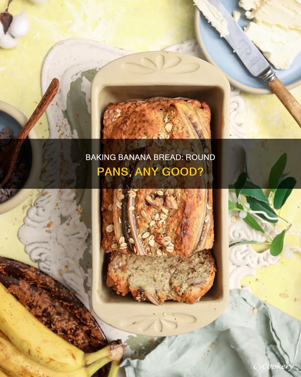 can I bake banana bread in a round pan
