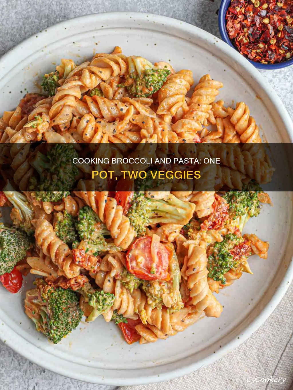 can you cook broccoli and pasta in the same pot