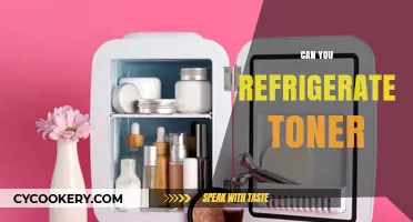 Refrigerating Toner: Benefits, Risks, and Best Practices for Skincare