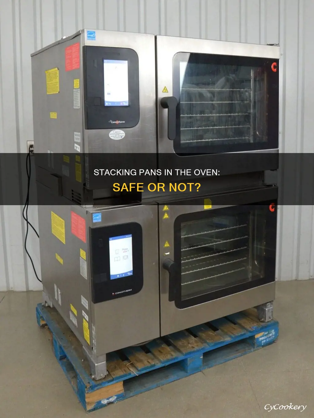 can you stack pans in the oven