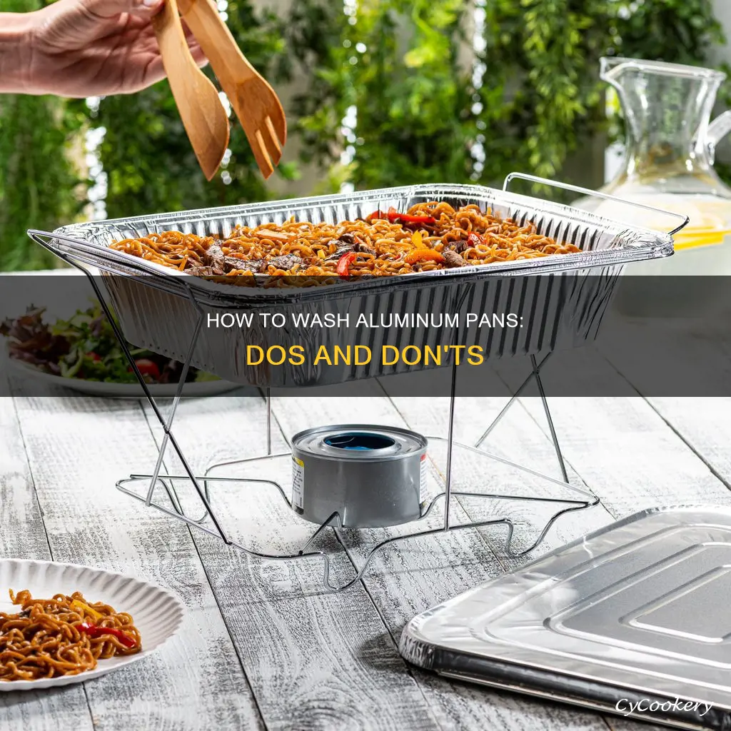 can you wash aluminum pans