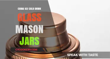 Chill in Style: China’s Ice-Cold Mason Jar Drink Trend