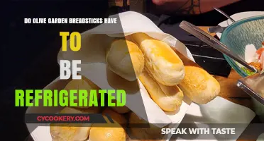 Olive Garden Breadsticks: Refrigerate or Not? The Storage Guide