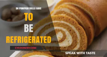 Should Pumpkin Rolls Be Refrigerated? Storage Tips for Freshness