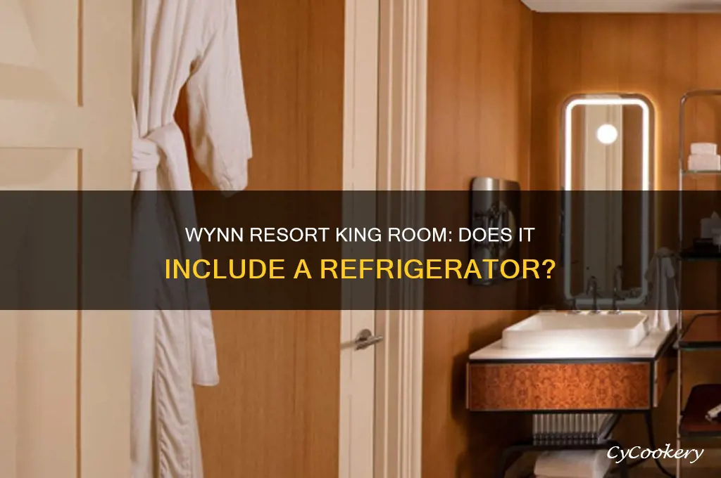 does a wynn resort king have a refrigerator