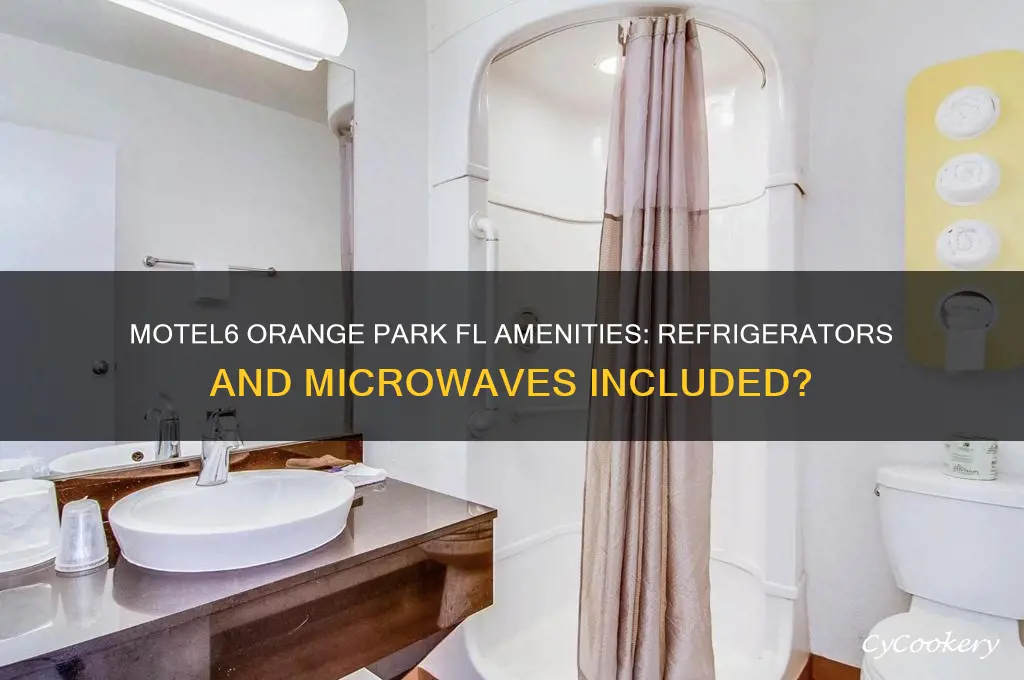 does motel6 orange park fl have refrigerators and microwaves