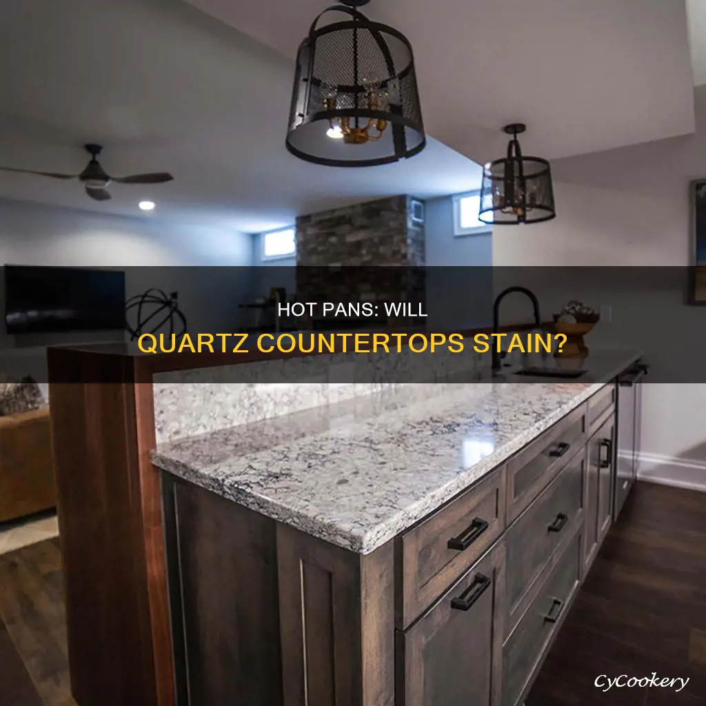 does quartz stain hot pan
