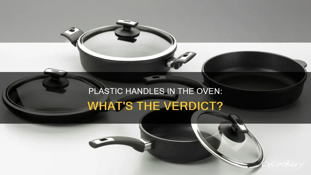 does the plastoc handle on pan melt in oven