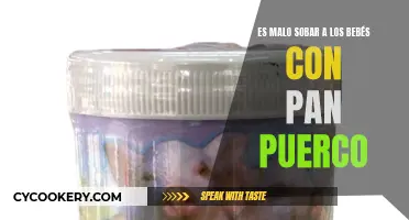 ¿Es malo sobar a los bebés con pan puerco?