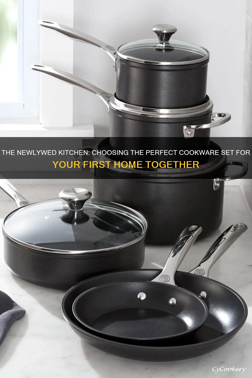 good cookware set for newlyweds