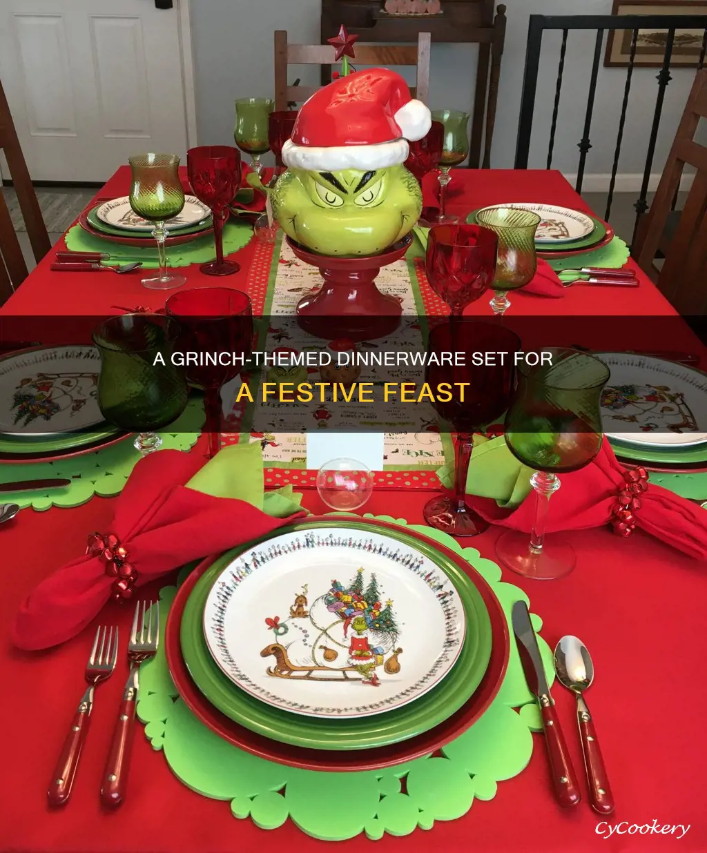 grinch dinnerware set