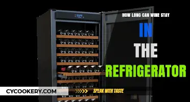 Wine in the Fridge: Optimal Storage Time and Tips