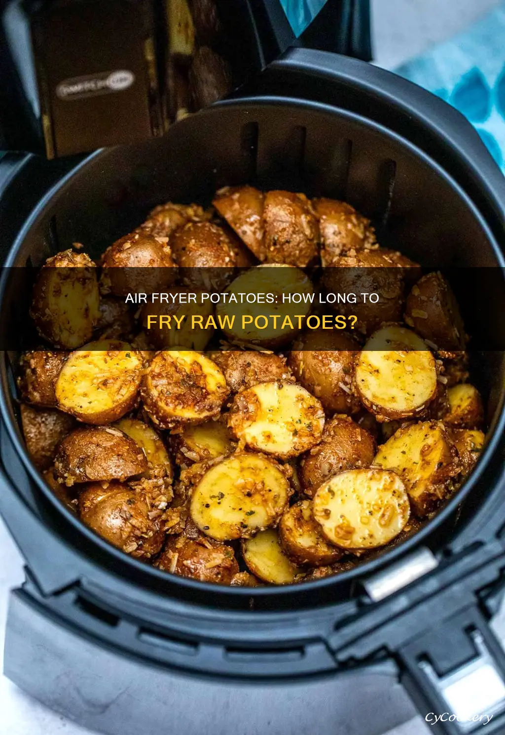 how long do raw potatoes take in air fryer