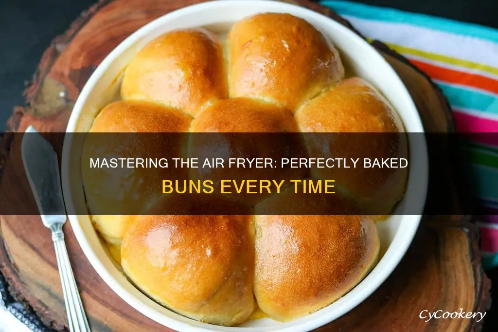 how long to cook buns in air fryer