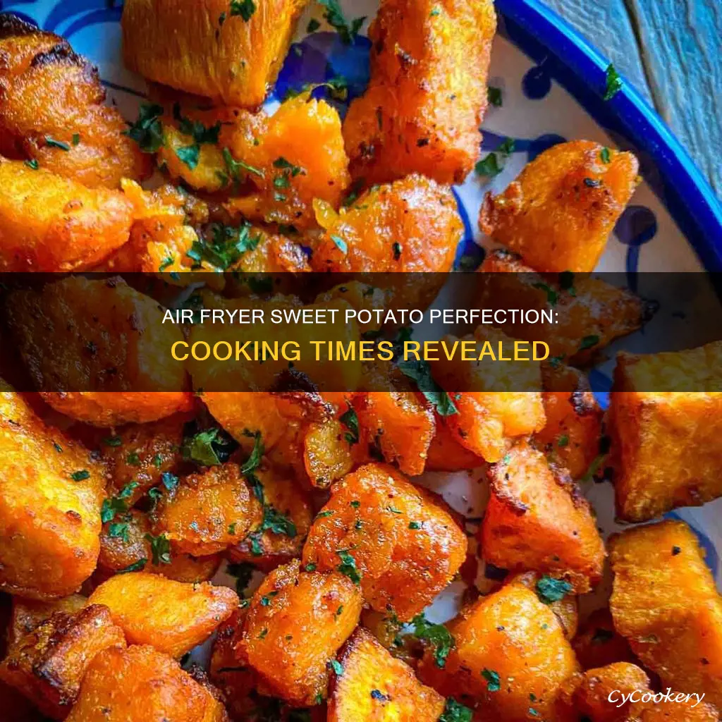 how long to cook half sweet potato in air fryer