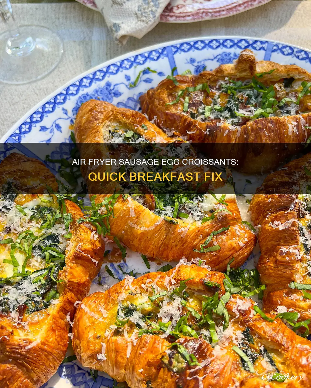 how long to cook sausage egg crassants in air fryer