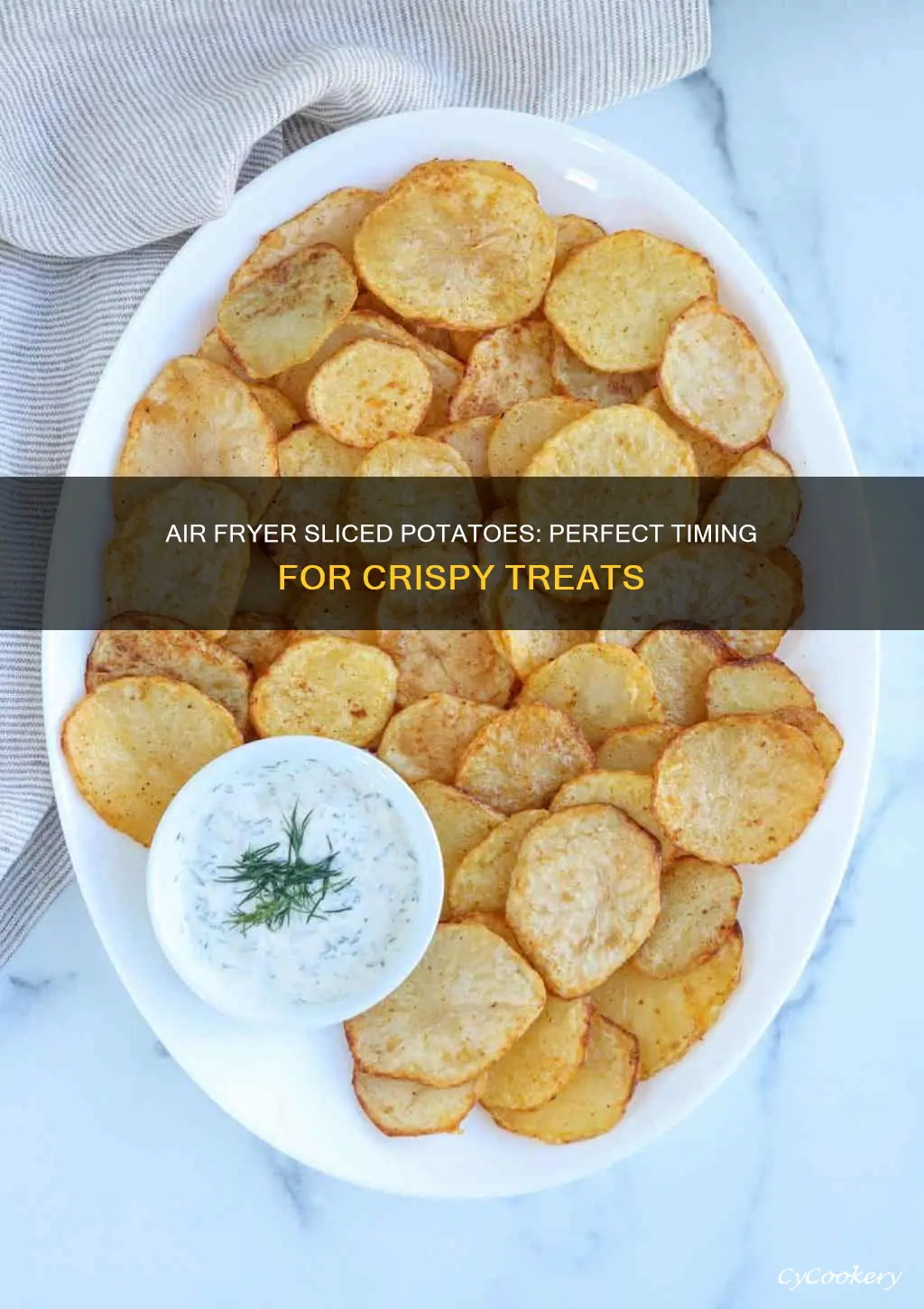 how long to cook sliced potatoes in an air fryer