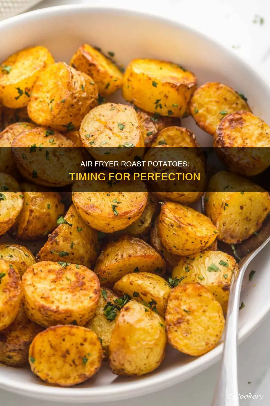 how long to put roast potatoes in air fryer