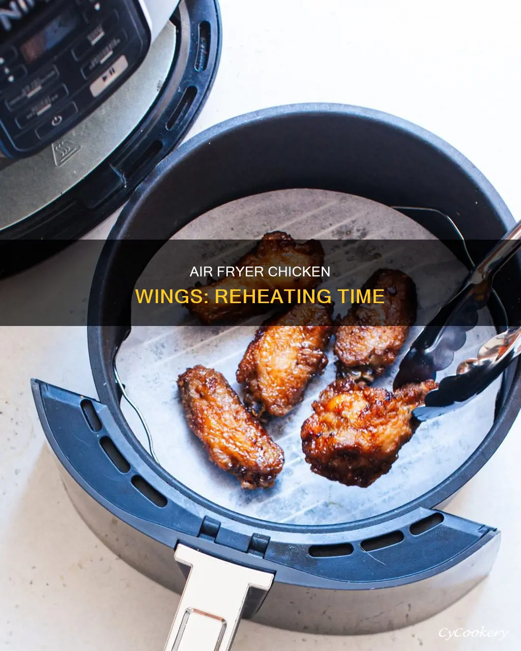 how long to reheat cooked chicken wings in air fryer