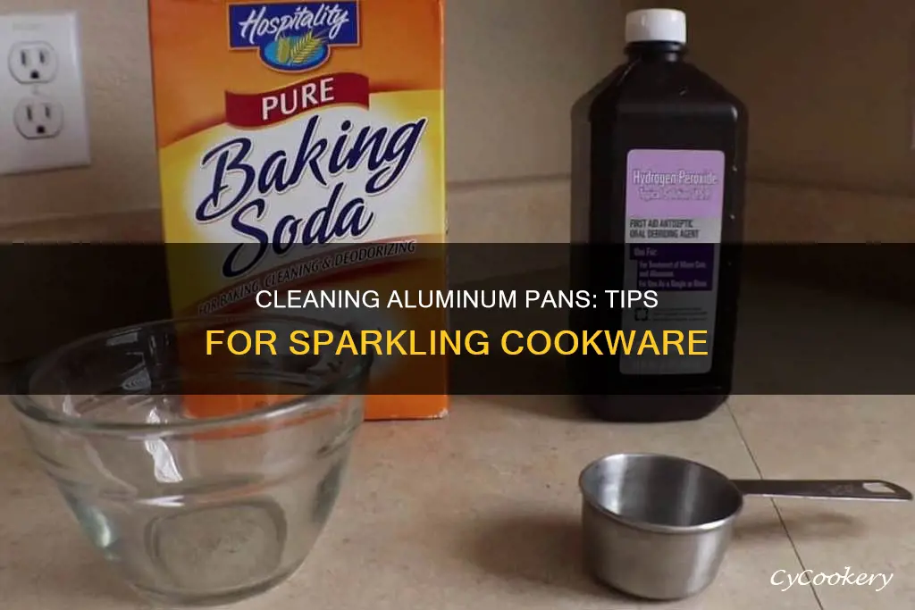 how to clean almuninum pans