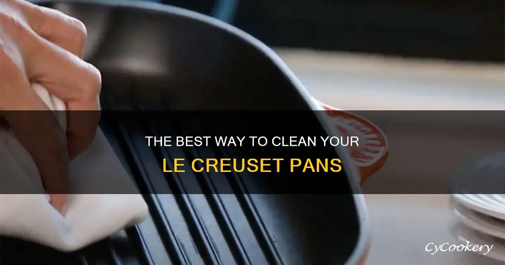 how to clean lecreuset pans