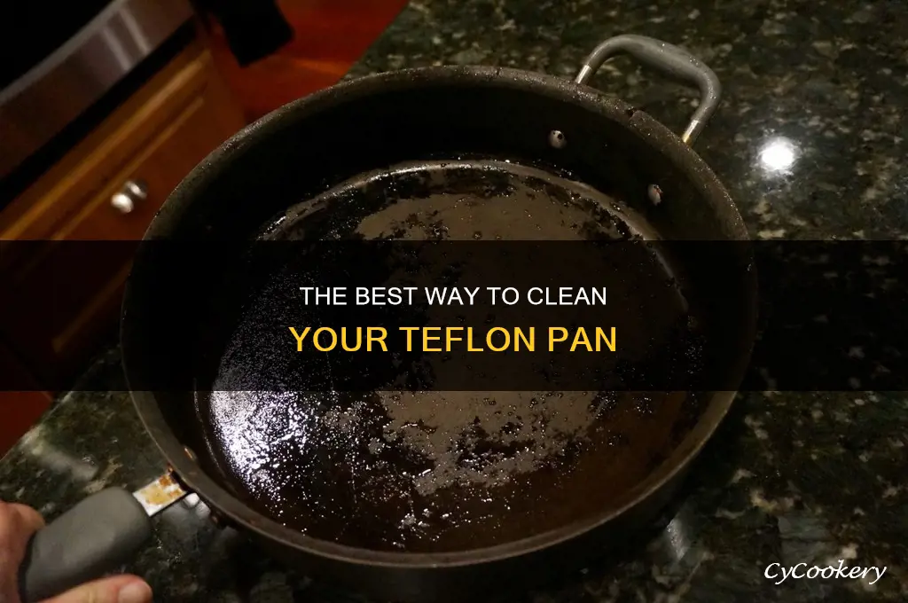 how to clean tephlon pan