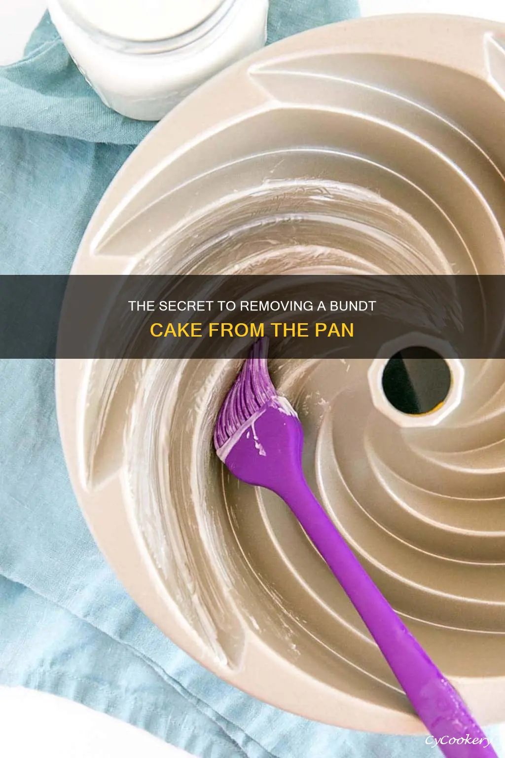 how to get a bundt out of the pan