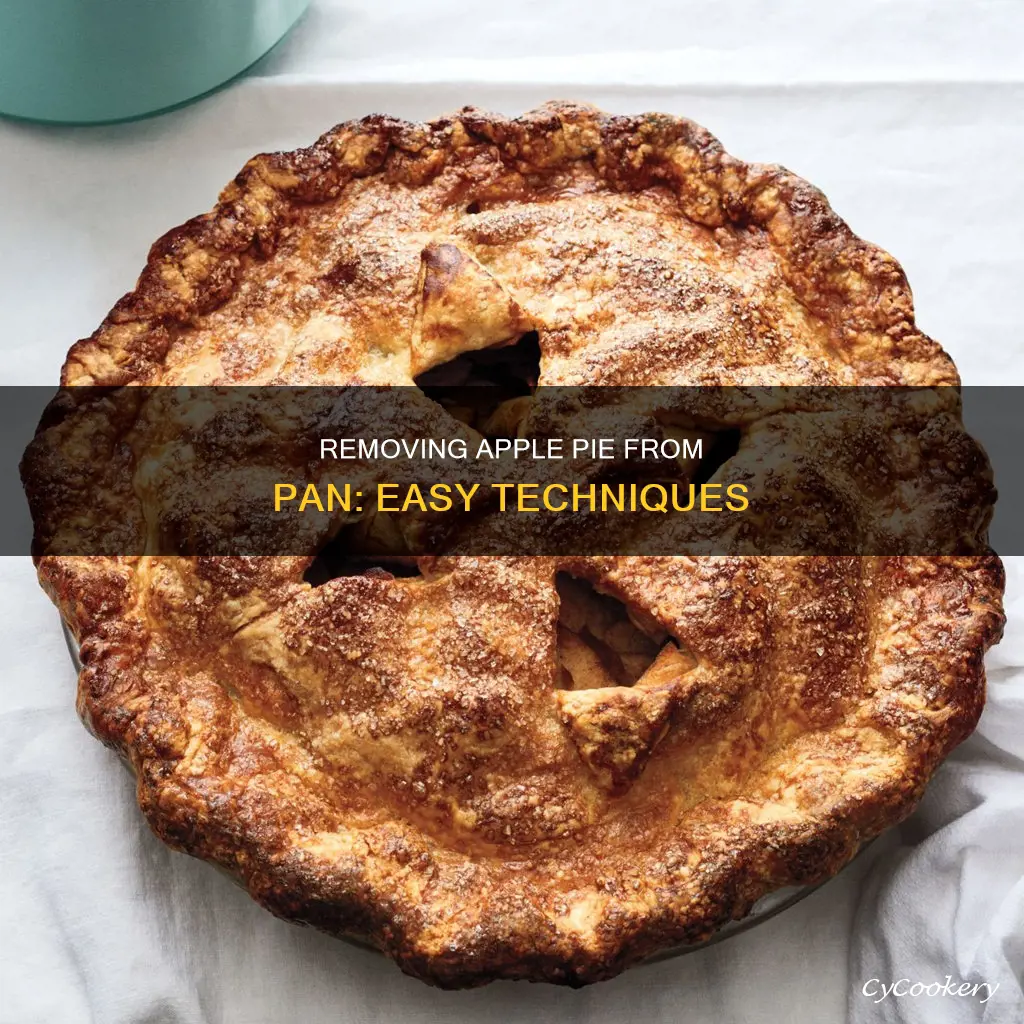 how to get apple pie out of pan