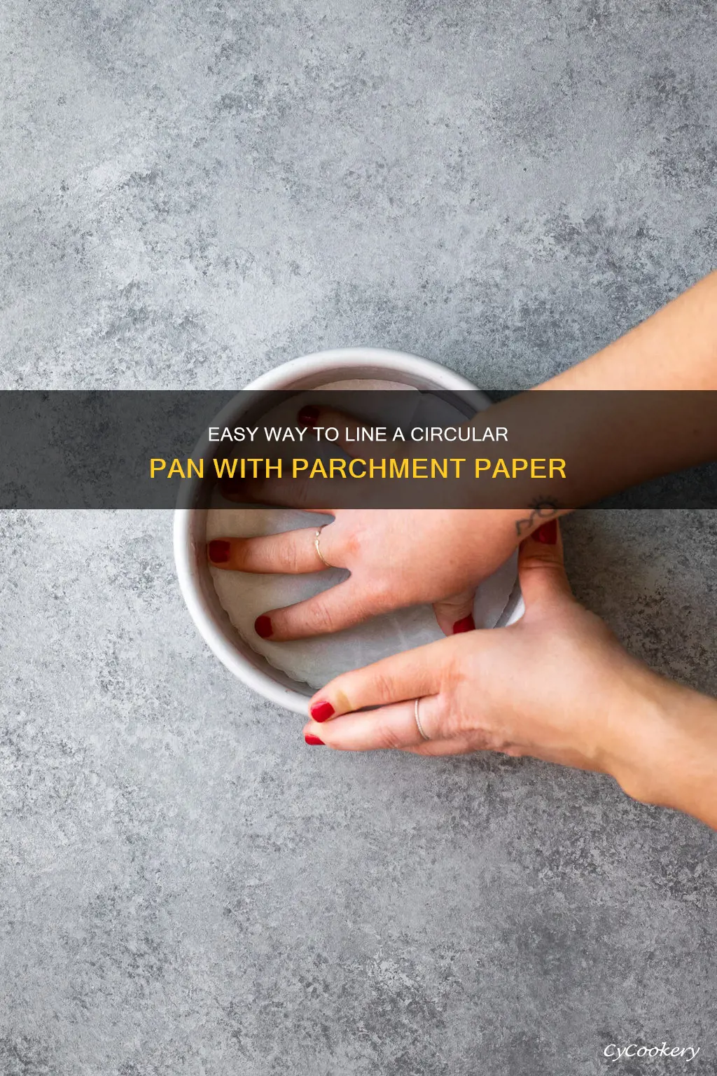 how to line a circular pan with parchment paper