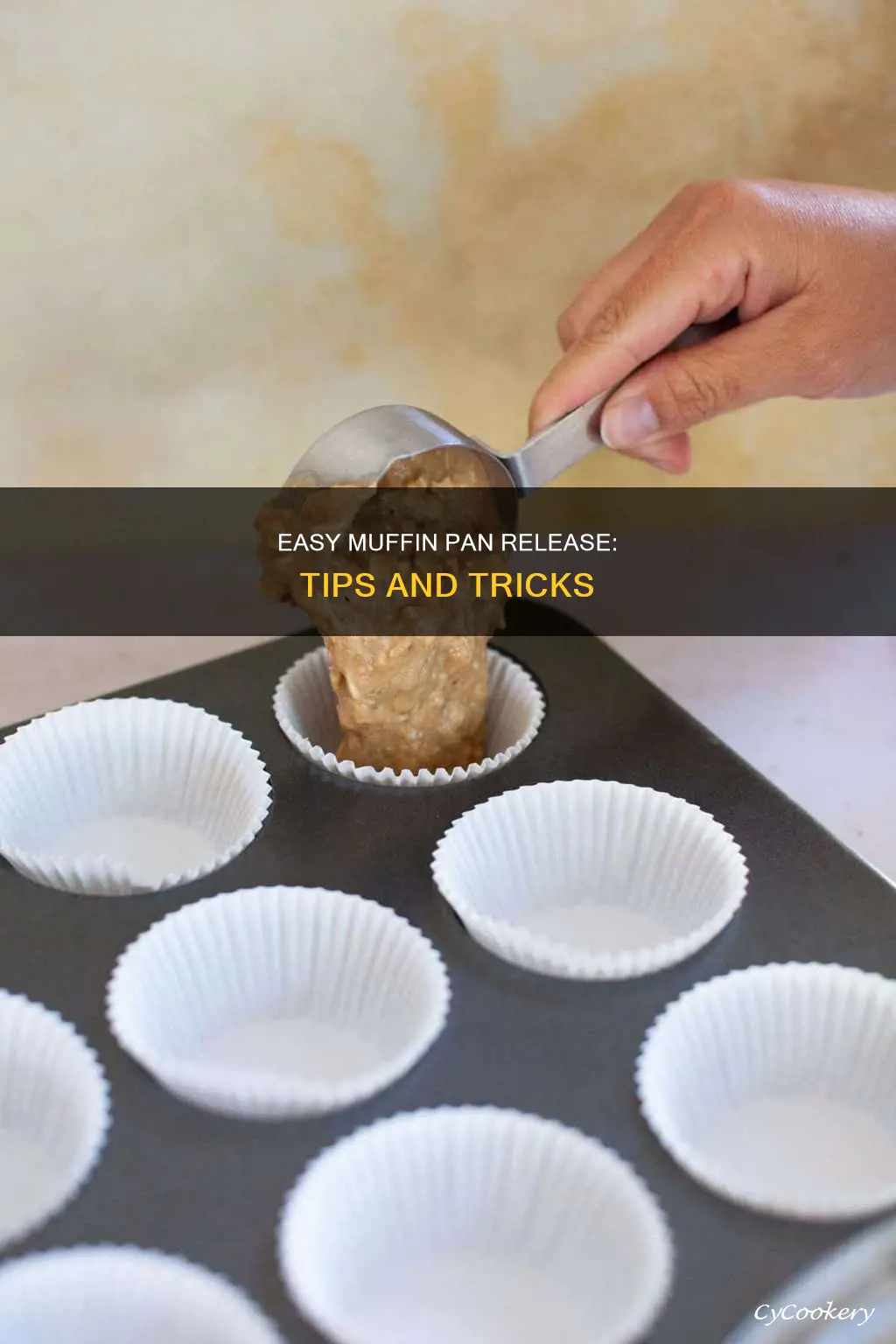 how to loosen muffins from pan