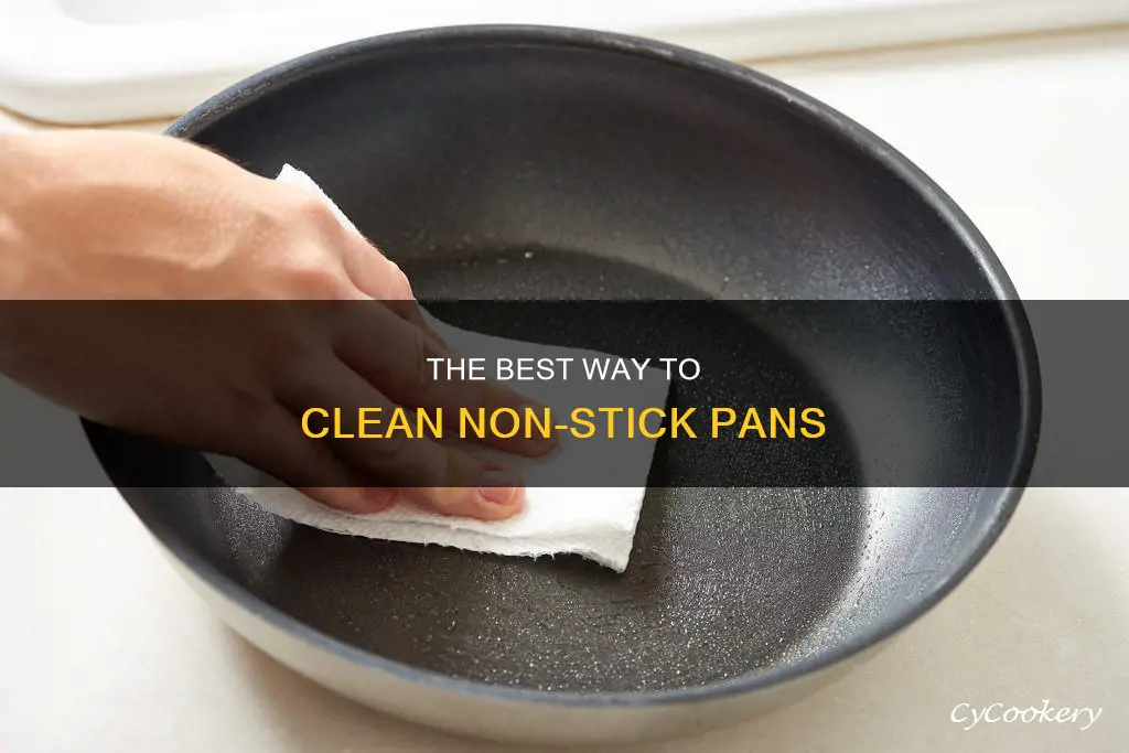 how to wash non stick pan