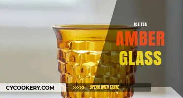 Refreshing Iced Tea in Amber Glass: A Stylish Summer Essential