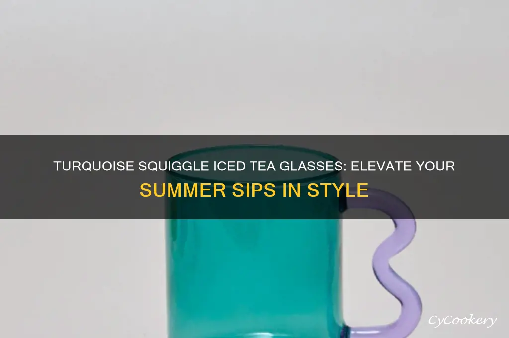 iced tea glasses with turquoise squiggle lines