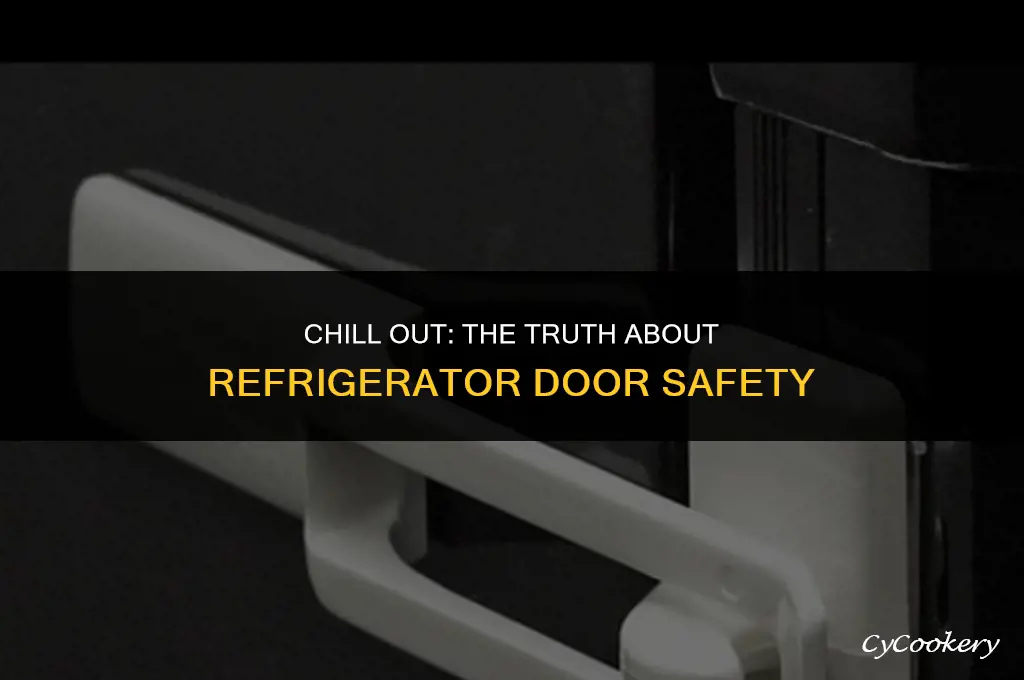 is a refrigerator door supposed to stay open