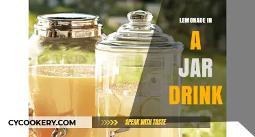 Refreshing Homemade Lemonade in a Jar: Perfect Summer Drink Recipe