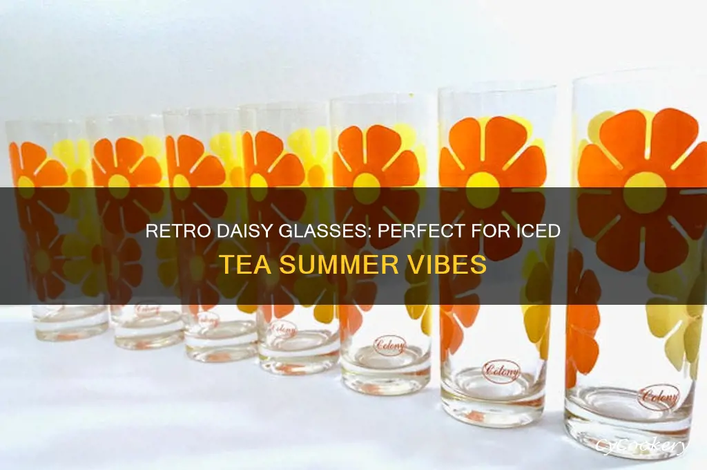 retro white daisy glasses iced tea