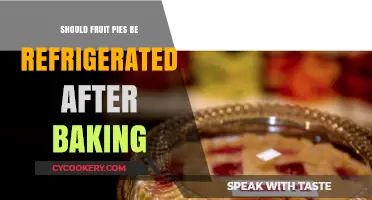 Refrigerate or Not? The Fruit Pie Storage Debate After Baking