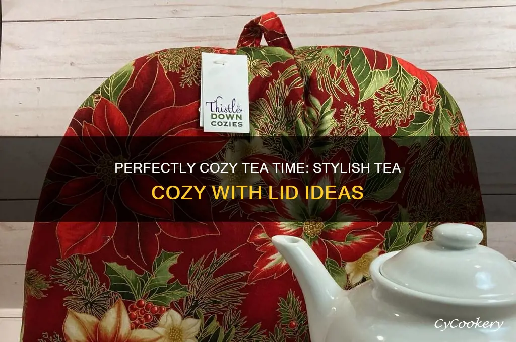 tea cozy with lid