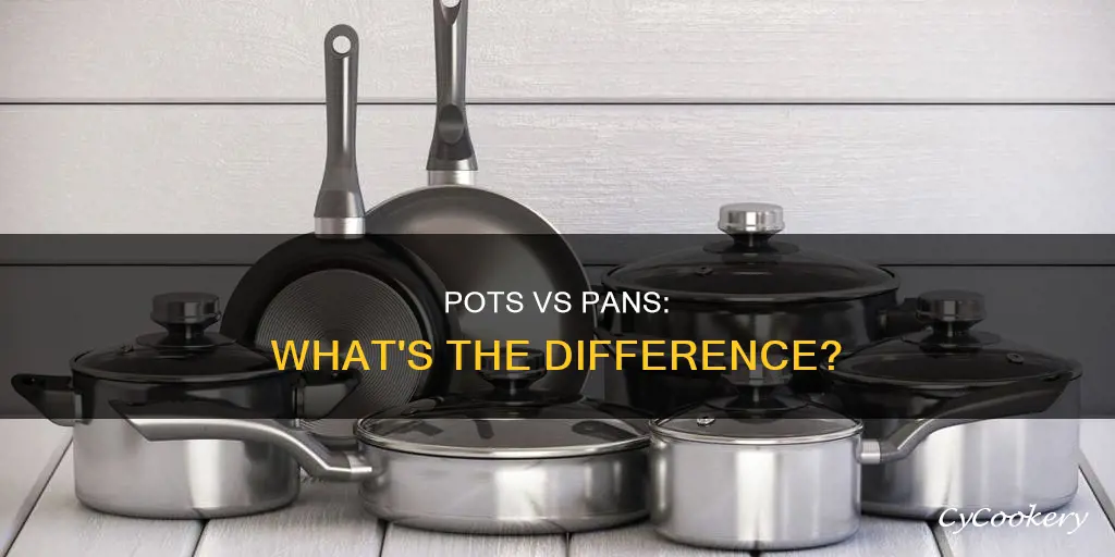 what is the difference between a pot and a pan