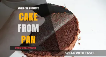 The Perfect Time to Remove Cakes from Pans