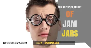 Jam Jars as Glasses: The Quirky Trend and Its Appeal