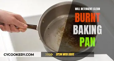 How to Clean a Burnt Baking Pan with Detergent